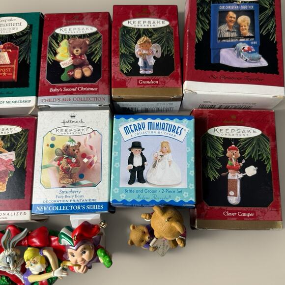 VTG Hallmark Keepsake Ornaments LOT 14 CHRISTMAS ORNAMENTS Grandma Barbie Bears - Picture 3 of 3